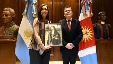 Photo of Villarruel sumó una foto con el santiagueño Zamora en su gira para instalarse como candidata 2027​Villarruel sumó una foto con el santiagueño Zamora en su gira para instalarse como candidata 2027 