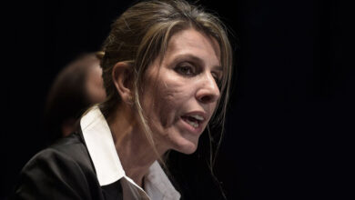 Photo of La persecución avanza