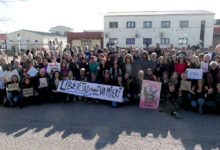 Photo of Manifestación frente al penal de Ezeiza por la libertad de Eva Mieri 
