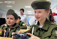 Photo of Una investigación revela que Rusia utiliza a niños y adolescente para diseñar y probar sus drones militares