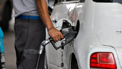 Photo of YPF sube los precios de los combustibles un 2,5% desde esta medianoche
