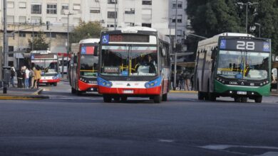 Photo of Paro de colectivos: cuáles son las líneas que no funcionan este lunes 7 de julio
