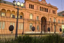 Photo of Tranquilidad en el Gobierno: niegan turbulencia económica y definen candidaturas de LLA para «arrasar» en octubre