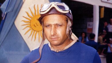 Photo of A 69 años del retiro de Juan Manuel Fangio: la hazaña que lo llevó a levantar su quinto título en la Fórmula 1