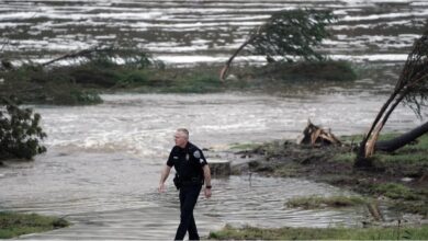 Photo of Suben a 110 los muertos por las inundaciones en Texas y continúa la búsqueda de desaparecidos