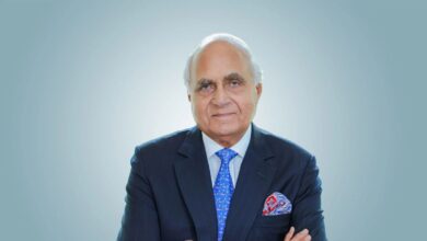 Photo of Dejó el ejército para unirse a la empresa de su suegro y hoy es el hombre más rico de India: quién es KP Singh