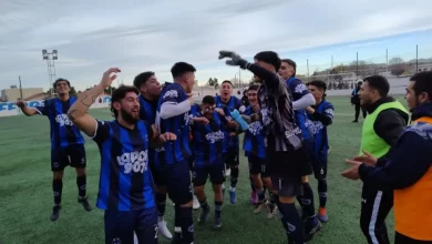Photo of Ferro vuelve a disfrutar la punta dejando a Portugués sin invicto 