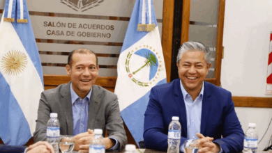 Photo of El gobernador de Neuquén, Rolando Figueroa, le pidió la renuncia a su predecesor y exaliado, Omar Gutiérrez, al directorio de YPF