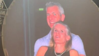 Photo of Coldplay reveló accidentalmente a una pareja de infieles en pleno show