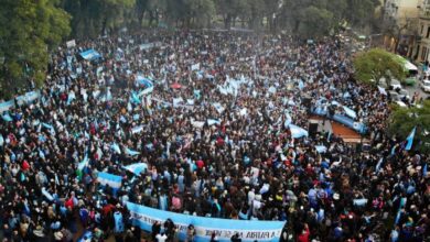 Photo of En el Día de la Independencia, el kirchnerismo se moviliza a Parque Lezama en apoyo de Cristina