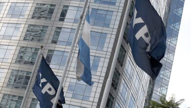 Photo of Expropiación de YPF: se decidirá hoy si la Argentina debe entregar el 51% de las acciones mientras siguen las apelaciones