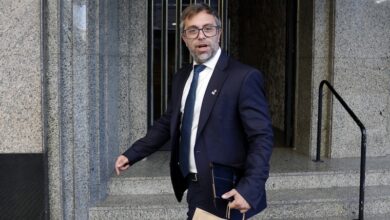 Photo of Milei le interviene la lista de senadores a Karina y quiere poner a Furiase​Milei le interviene la lista de senadores a Karina y quiere poner a Furiase 