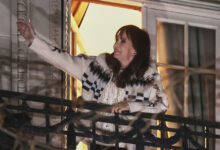 Photo of Cristina Kirchner va a la Corte Suprema para que le retiren la tobillera electrónica