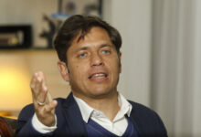 Photo of Axel Kicillof cruzó a Javier Milei y acusó al Gobierno de difundir fake news 