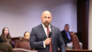 Photo of Quién es Jay Collins, el “Chuck Norris de la política” al que Ron DeSantis nombró como vicegobernador de Florida