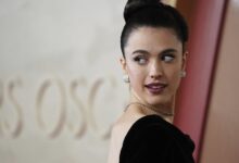Photo of Margaret Qualley no pudo disimular su incomodidad en relación a Taylor Swift