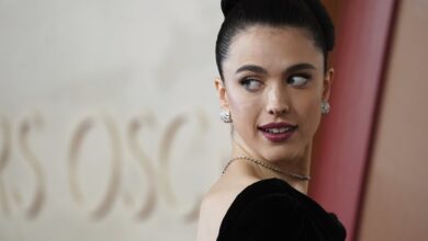 Photo of Margaret Qualley no pudo disimular su incomodidad en relación a Taylor Swift