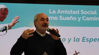 Photo of En un duro documento, la Iglesia alertó sobre “la necesidad de una economía con rostro humano”