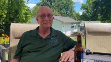 Photo of Tenía miedo del ICE y se autodeportó tras 40 años en Estados Unidos: “Es desquiciado y estresante”