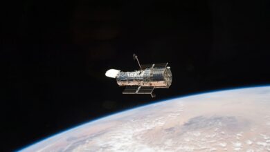 Photo of El telescopio Hubble fotografió a un extraño objeto que viaja por el espacio a una velocidad increíble
