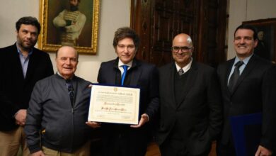 Photo of Javier Milei recibió la distinción «Economista del Año 2025»