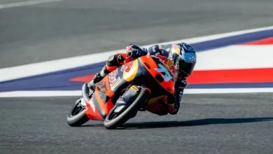 Photo of Valentín Perrone logra histórica pole en Moto3 y Márquez domina la sprint en Austria