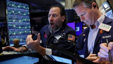 Photo of Wall Street: el gurú que ganó con la crisis de 2008 ahora se juega por el rally bursátil