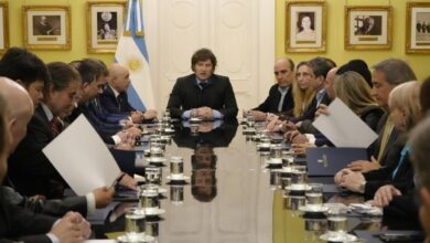 Photo of Javier Milei recibe en Olivos a diputados propios y aliados para blindar vetos