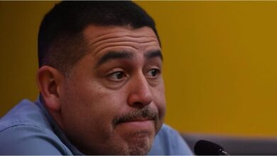 Photo of Rolando Schiavi destrozó a Riquelme: «Pone gente para que no lo critiquen a él»