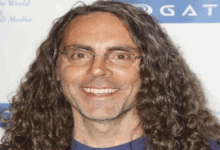 Photo of Ganó millones con exitosas películas en Hollywood, pero donó toda su fortuna y hoy vive en una casa rodante: la historia de Tom Shadyac