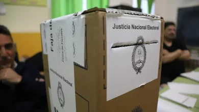 Photo of Elecciones 2025 EN VIVO. Cerraron los frentes: la LLA selló acuerdo con el PRO y gobernadores; el peronismo logró unidad en la mayoría de las provincias
