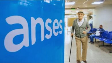 Photo of Jubilados con 30 años de aportes: cuánto cobran en mayo de 2026 con aumento y bono