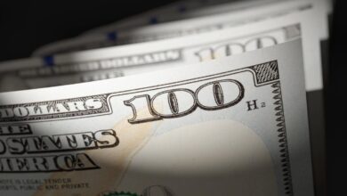 Photo of El dólar mayorista anotó su mayor avance diario en casi dos meses y superó los $1.400